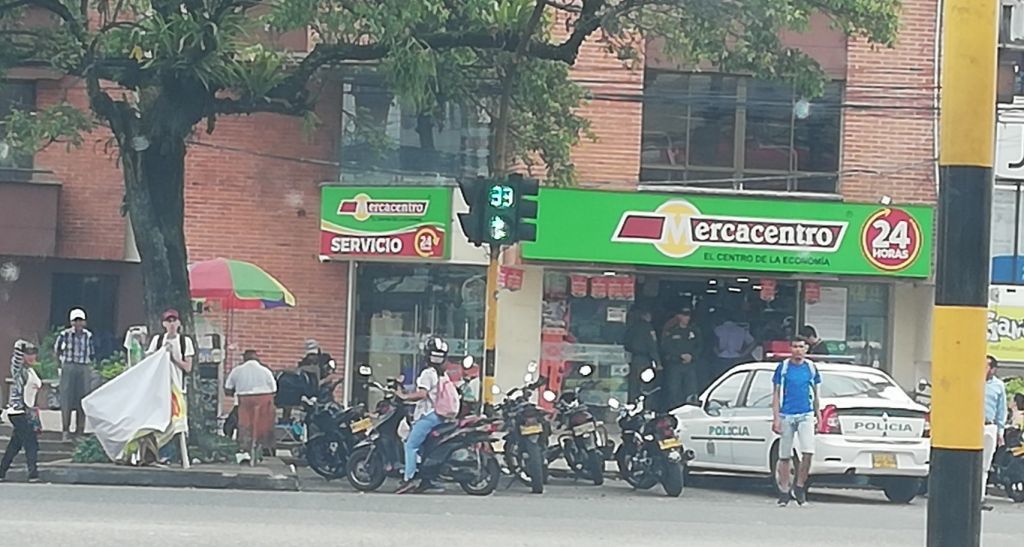 Ordenan cierre definitivo de Mercacentro de la 37