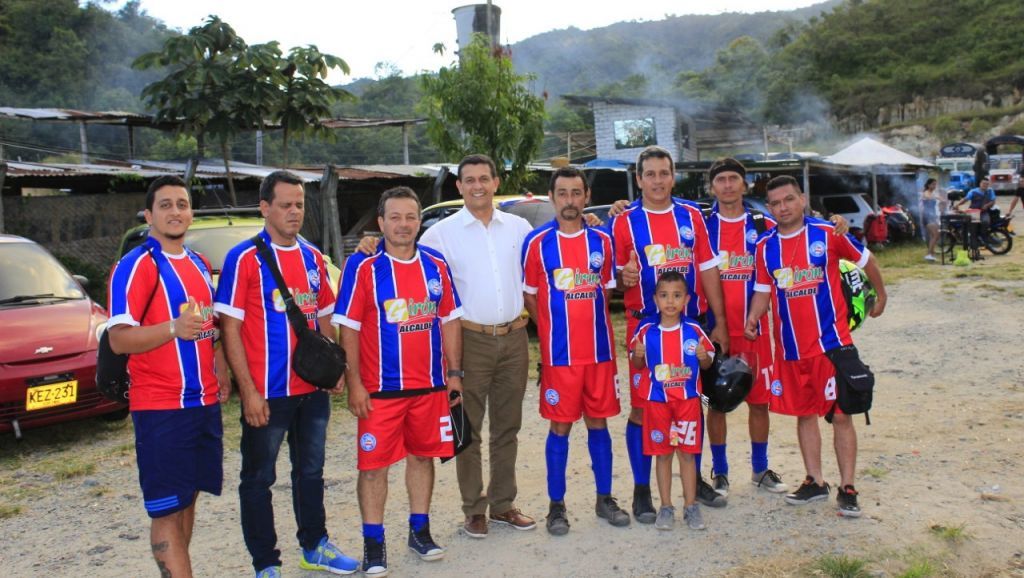 Copa de fútbol 5 Alberto Girón se realizó en compañía de habitantes del sur de Ibagué