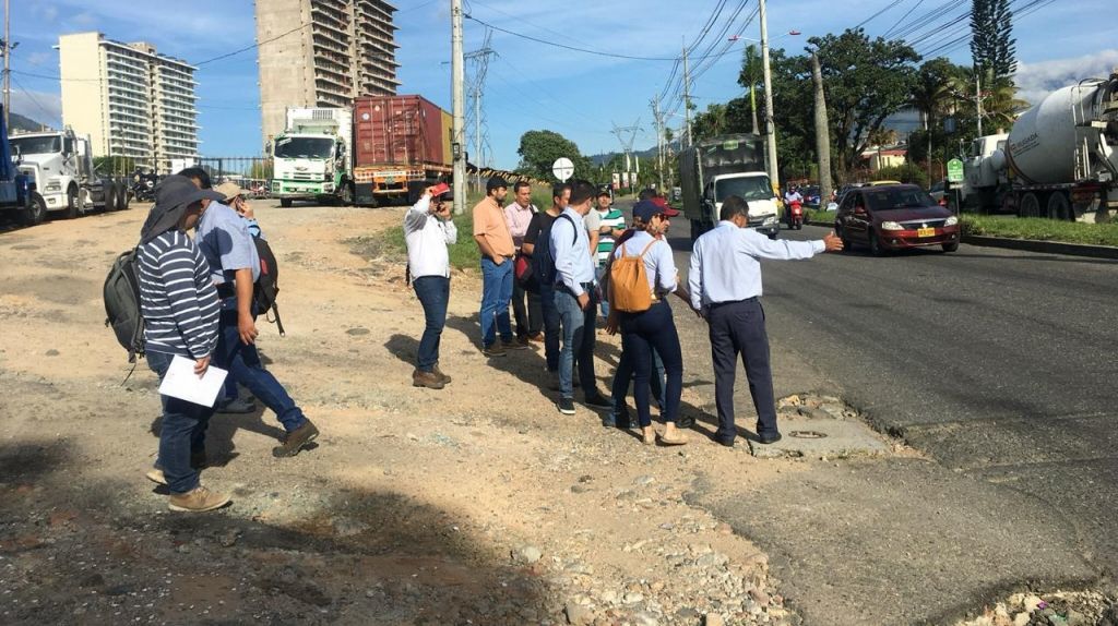 Avanzan trabajos de construcción de colectores en Mirolindo