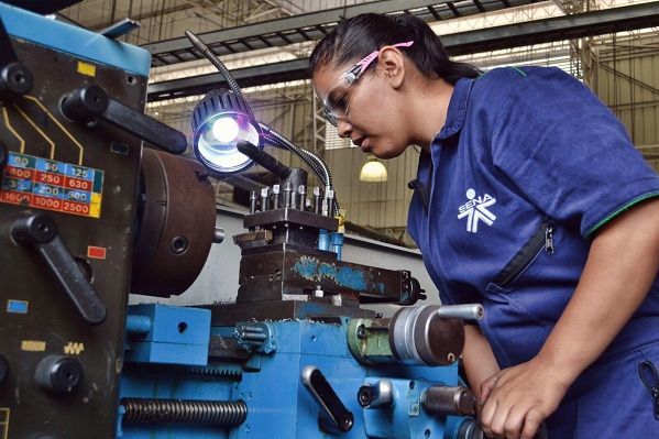 Convocatoria para estudiar en el Sena en 31 programas