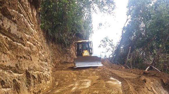 Finaliza construcción de la vía Mangos – Tapias