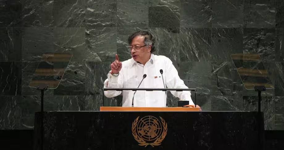 “No creo eficaz luchar contra el narcotráfico con frentes ideológicos de gobiernos”: Presidente Petro