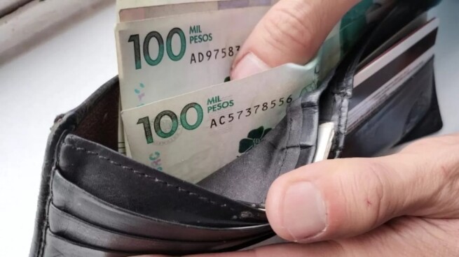 Salario mínimo se queda en el 23.7%: Gobierno expedirá nuevo decreto este viernes