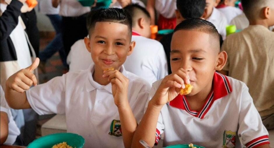 Un total de 6,2 millones de estudiantes los beneficiados con el PAE en el país