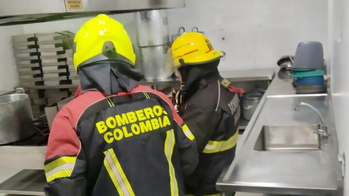 Incendio en bodega de Ibagué deja dos personas lesionadas