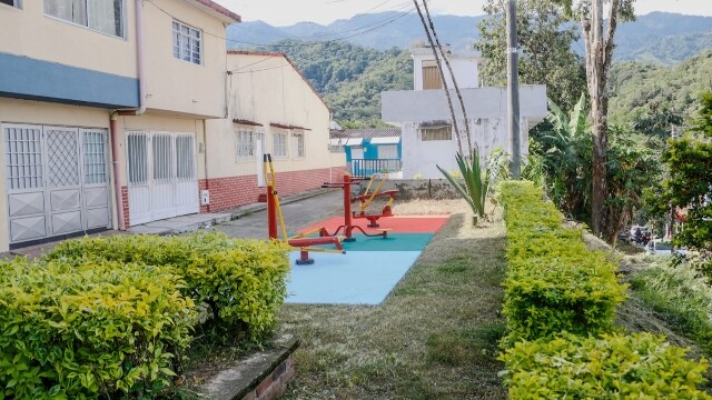 Renuevan parque del barrio Córdoba en Ibagué