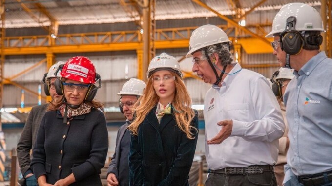 Industria y comercio impulsan la economía colombiana