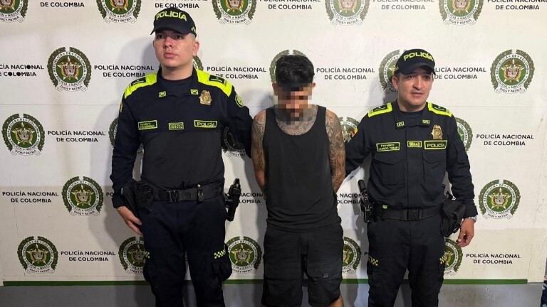 Capturan a motociclista por agredir a agente de tránsito