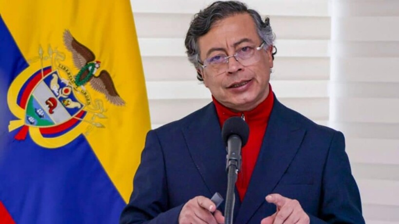 Petro redefine seguridad de expresidentes antes de dejar el poder