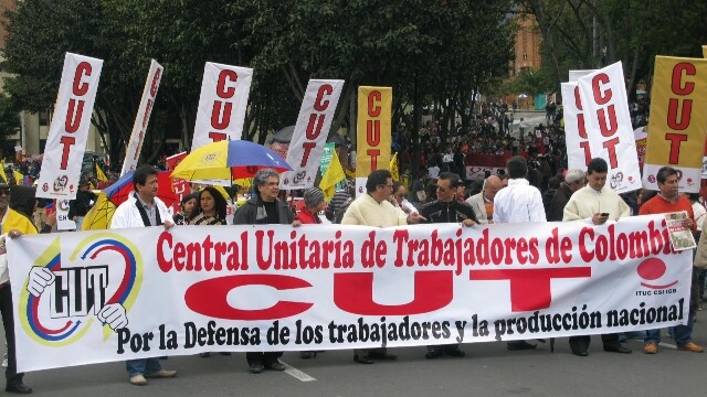 Sindicatos convocan movilización en rechazo a reformas al Estado
