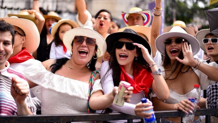 Desfile de San Juan dinamizó ventas y turismo en Ibagué