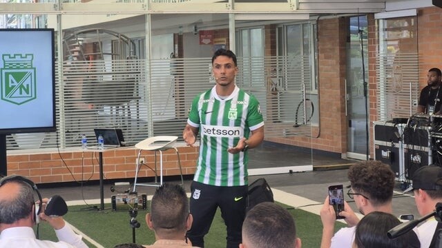 "La oportunidad apareció y no tardamos en pensar": Lucas González