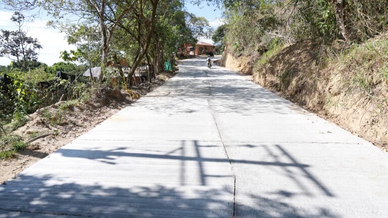 La vía Ambalá–Calambeo avanza en sus obras, pero VAPI mantiene alertas