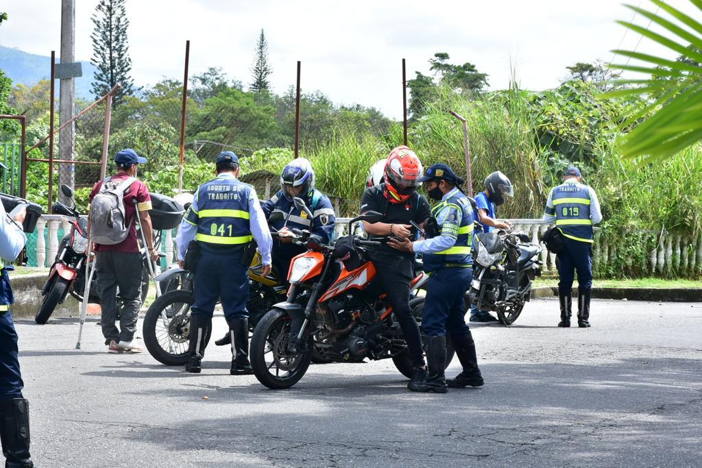 Inmovilizaron 17 vehículos por incumplir el Día sin carro y sin moto en Ibagué