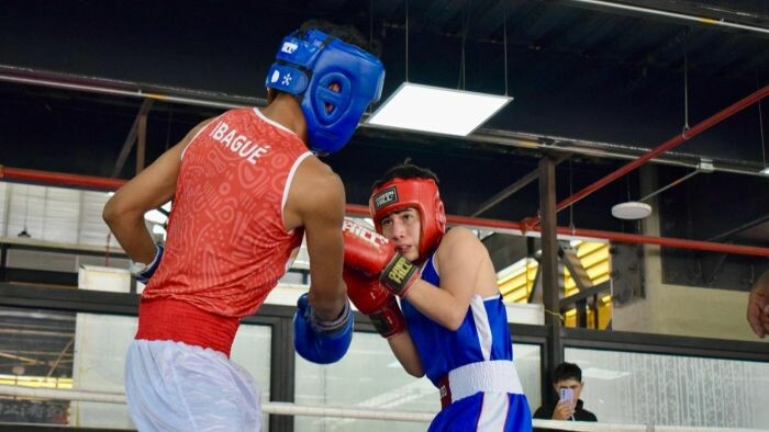 Más de 50 jóvenes se miden en el Intercolegiado de Boxeo en Ibagué