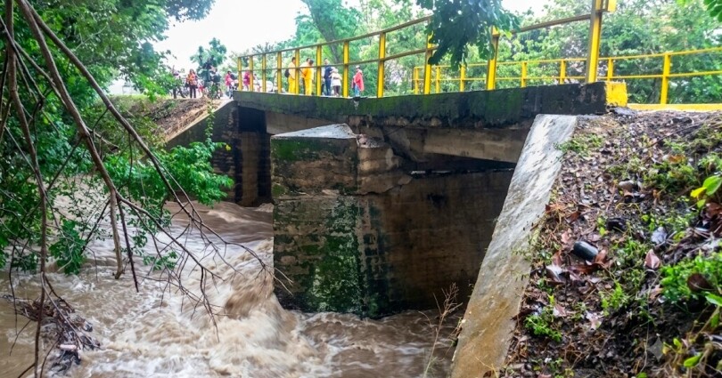 Cierre de la vía Guamo-Ortega por obras en puente La Arenosa