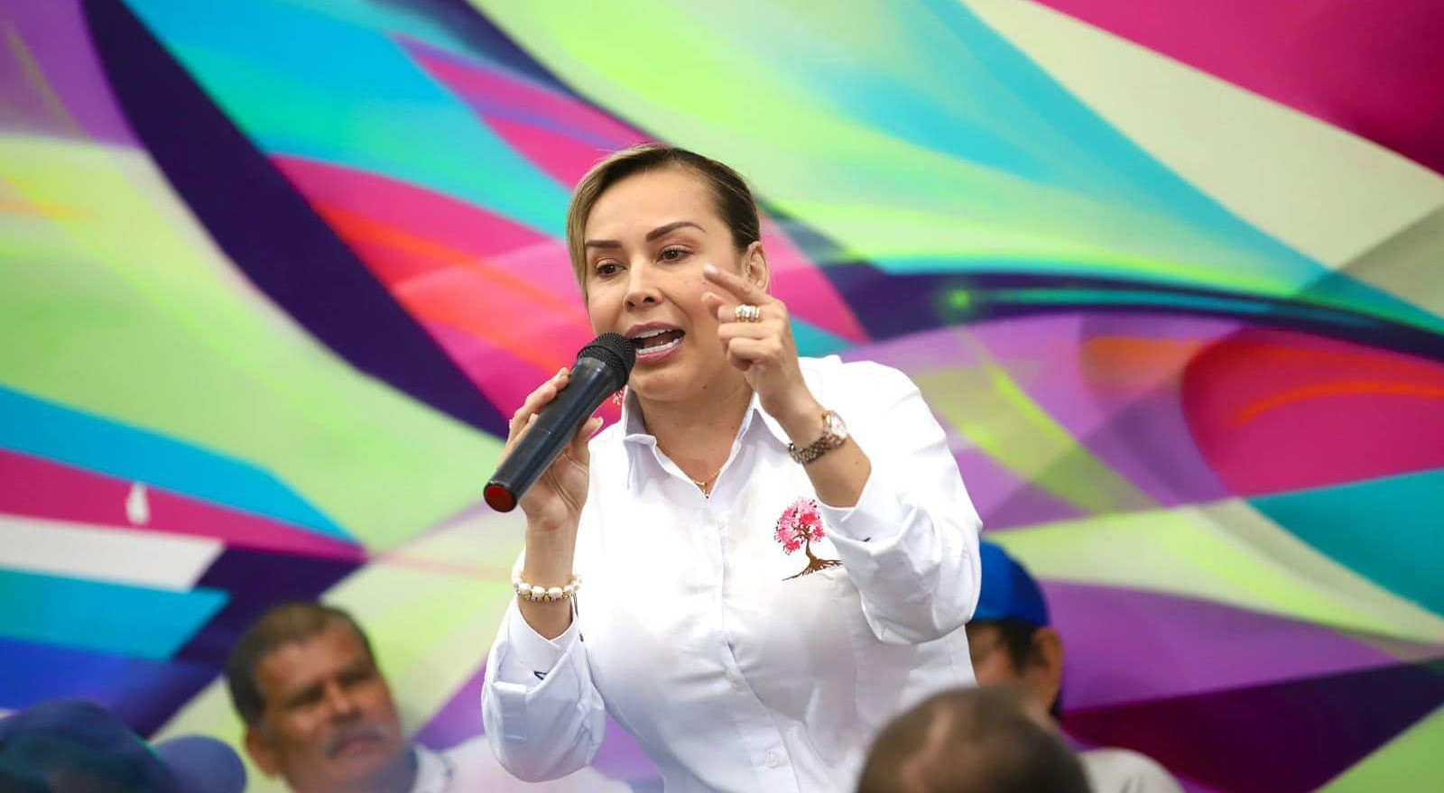 Johana Aranda denuncia amenaza de muerte en su contra