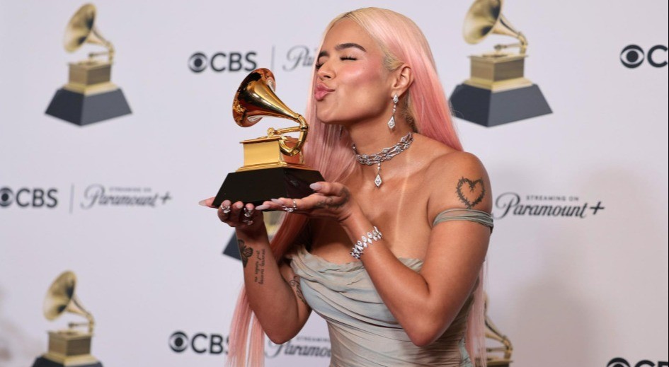 Karol G, primera mujer en ganar Grammy por Mejor Álbum Urbano