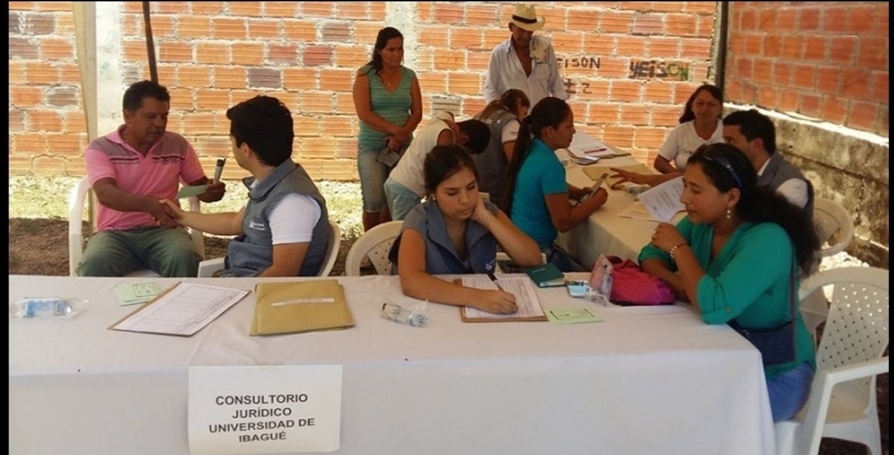 La brigada jurídica y psicológica de Unibagué en Chaparral