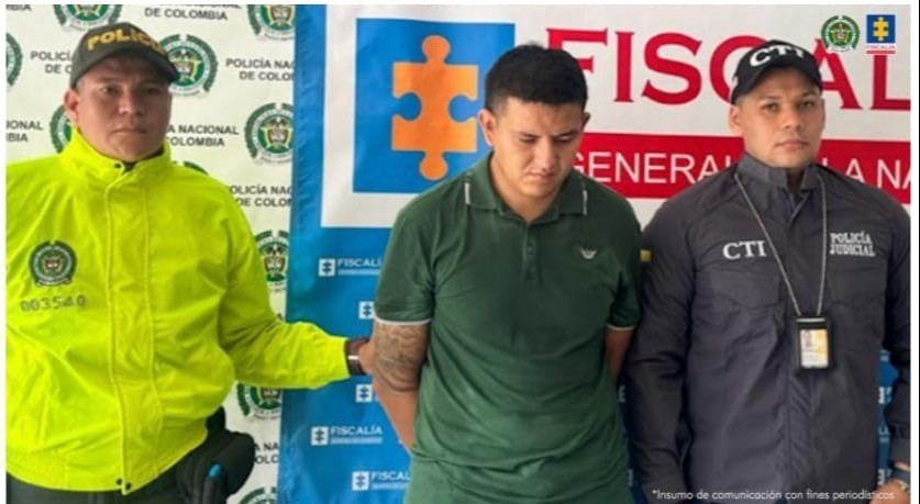 La confundió con su expareja y la asesinó