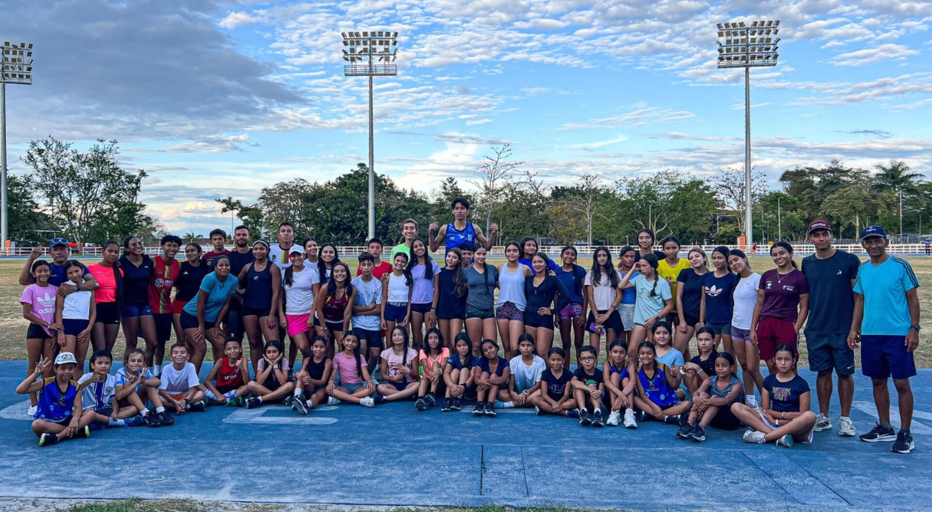 La Gobernación entregó estímulos a más de 170 deportistas tolimenses