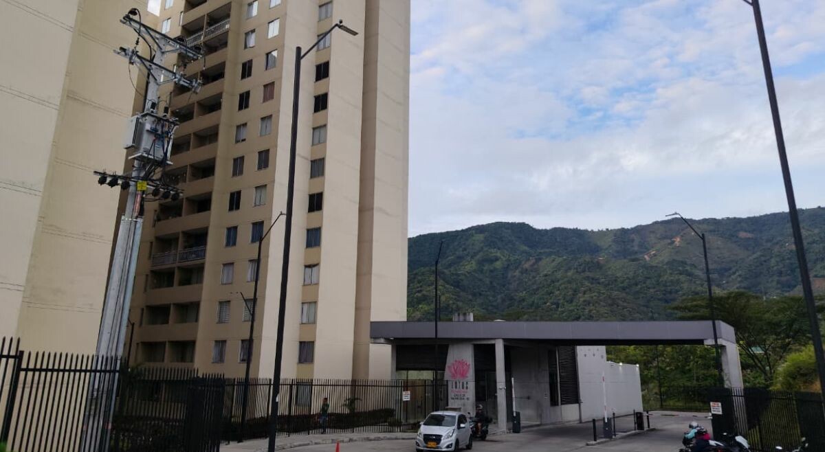 Más de 1.500 residentes afectados por embargo al Conjunto Lotus
