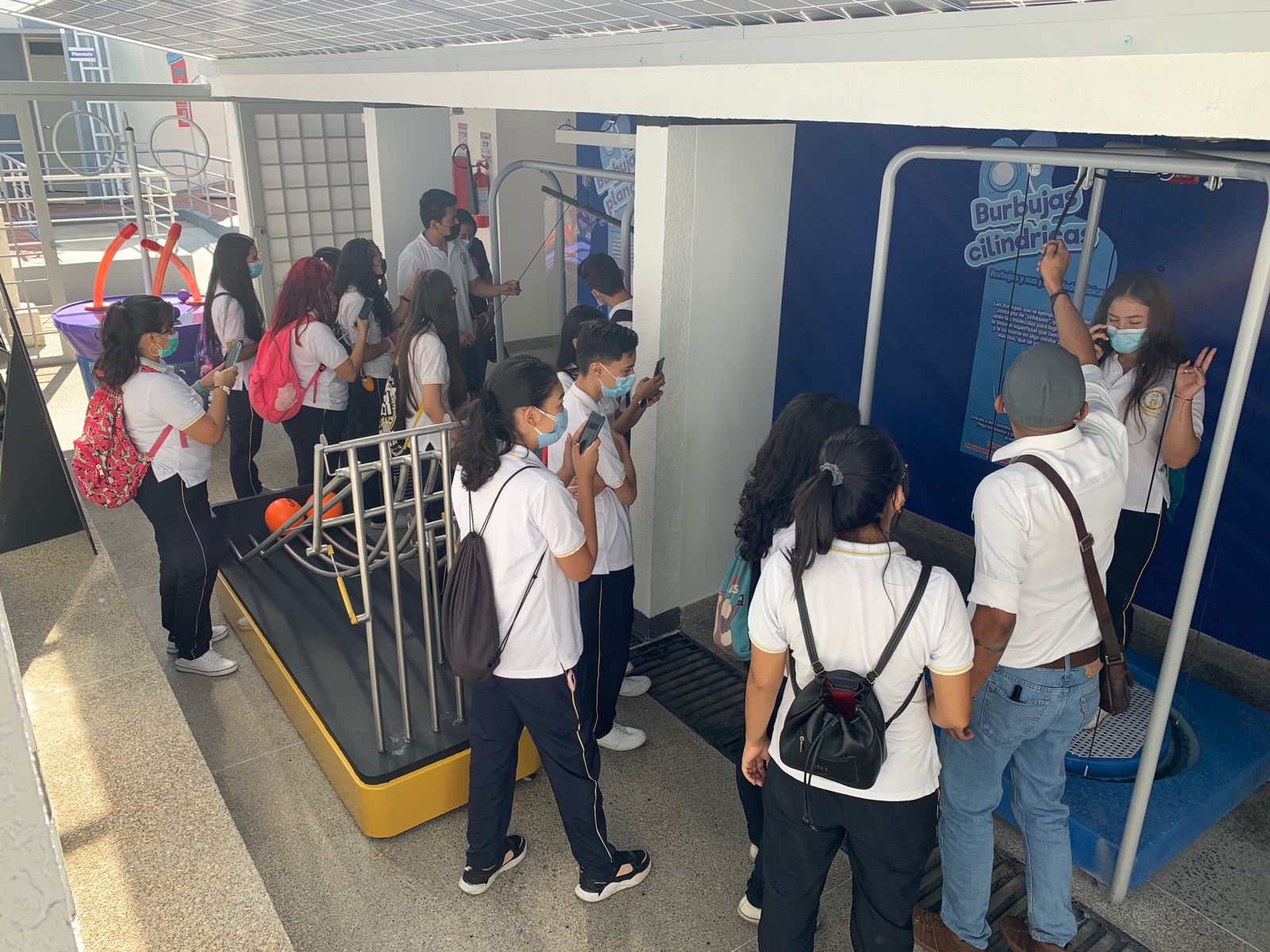 Más de 40 estudiantes los primeros en visitar al Parque Innovamente