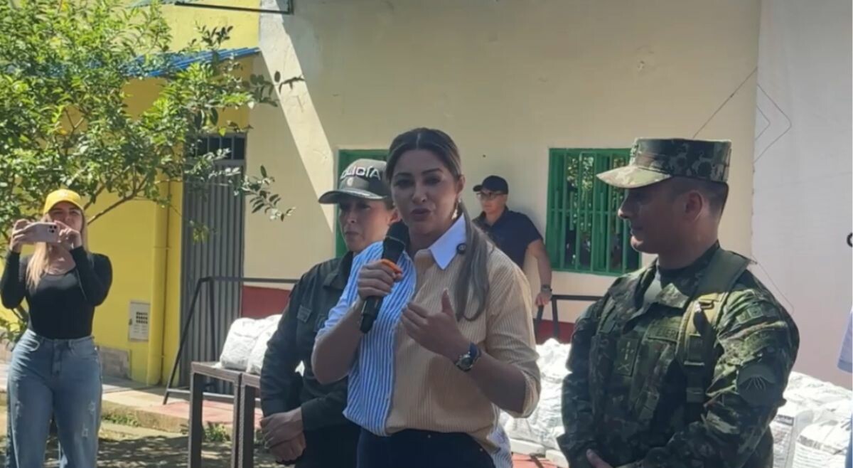 Matiz destacó labor de la Fuerza Pública durante visita a El Limón, en Chaparral
