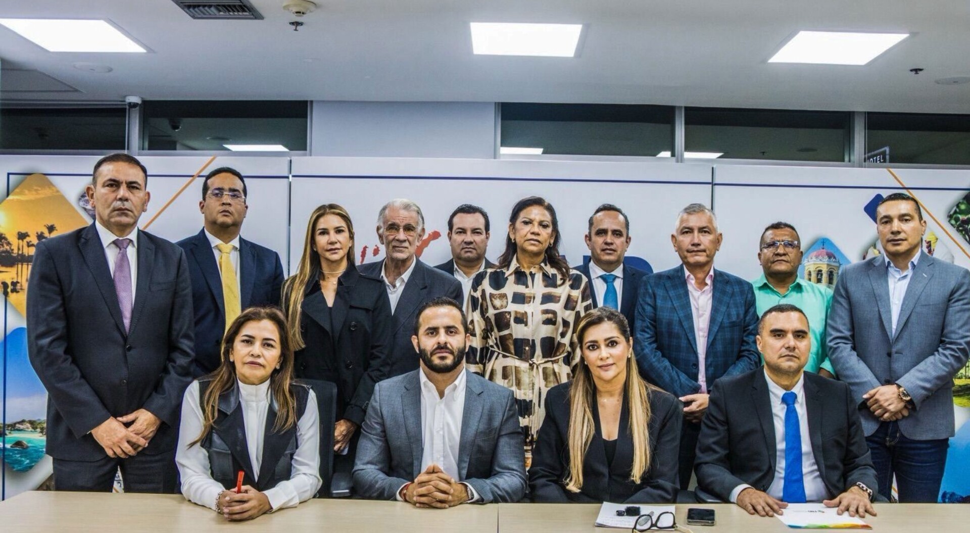 Matiz lidera reclamo de gobernadores colombianos contra medidas del Gobierno Nacional