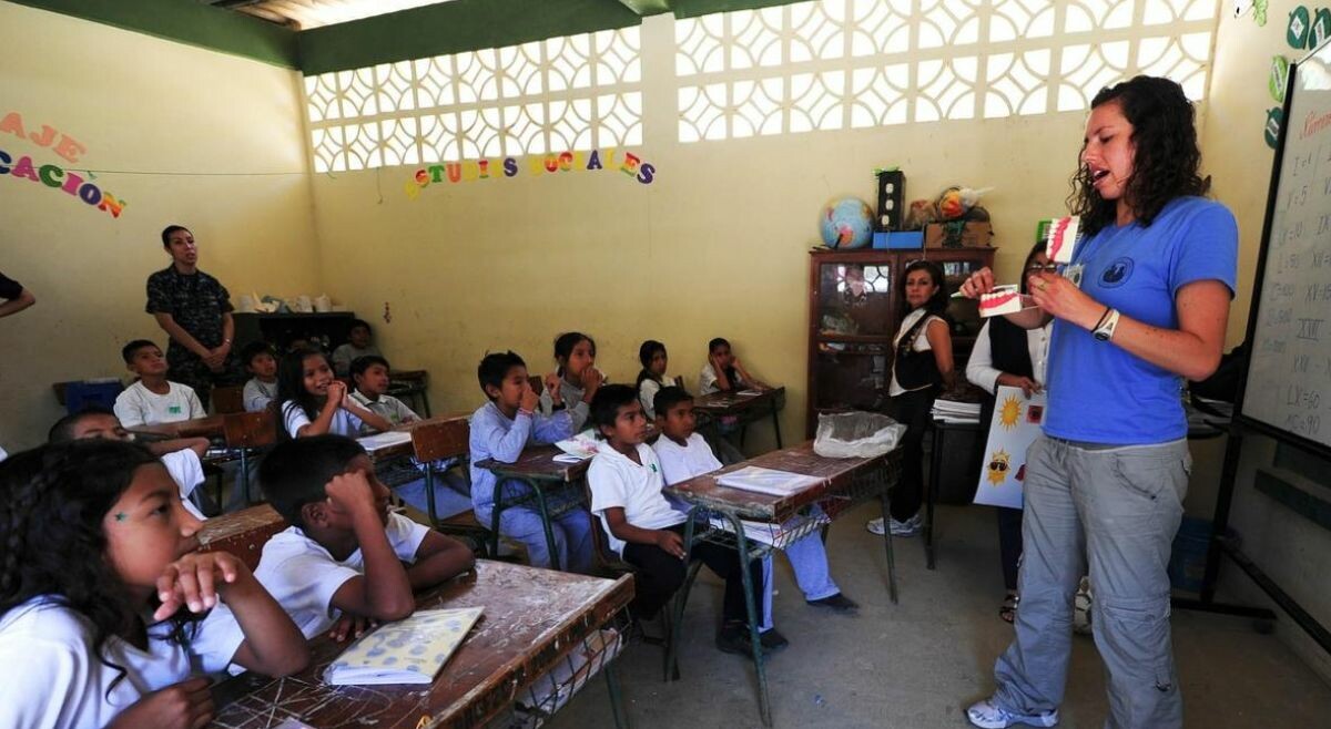 Ministerio de Educación pide frenar concurso docente