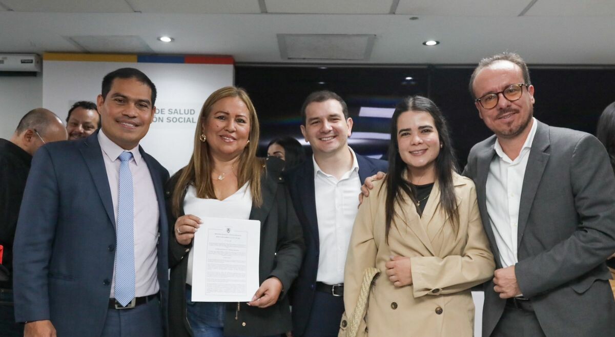 MinSalud entrega más de $32.800 millones para fortalecer hospitales del Tolima