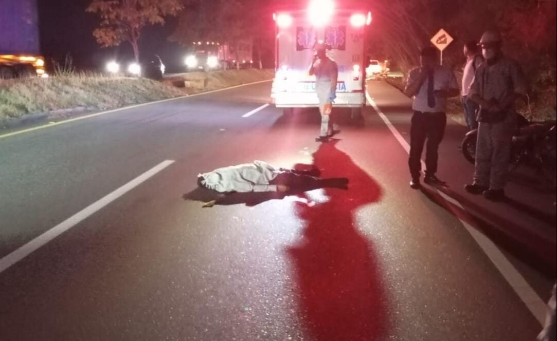 Trágica muerte de un conductor de Velotax en vía del Tolima