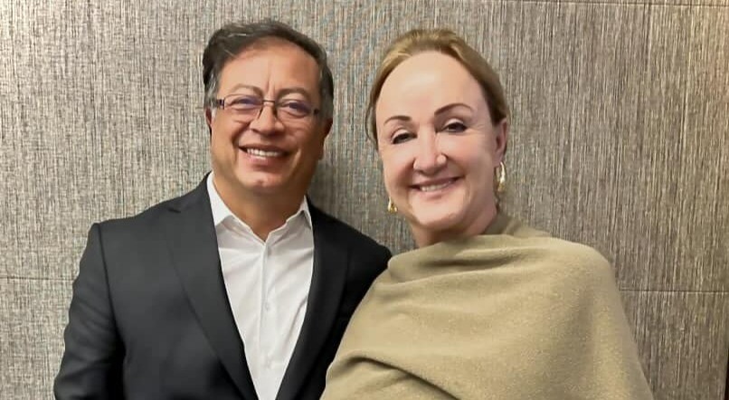 Liberales del Tolima dan la espalda a Gaviria y se la juegan por Petro