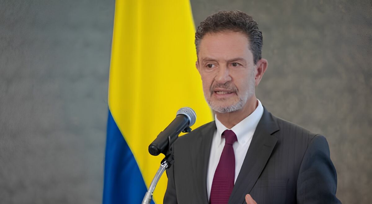 Omar Bula, otro funcionario del Gobierno enredado por sus títulos académicos