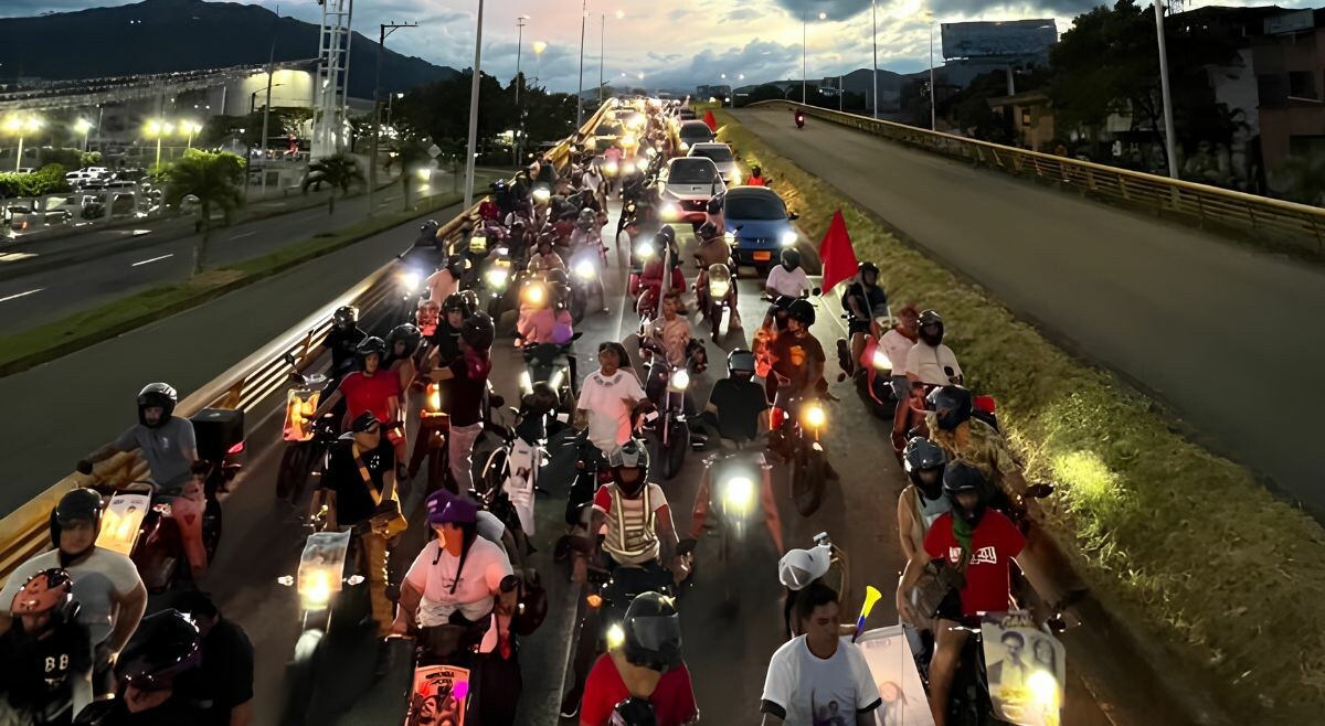 Con caravana, el Pacto Histórico cerró campaña en Ibagué