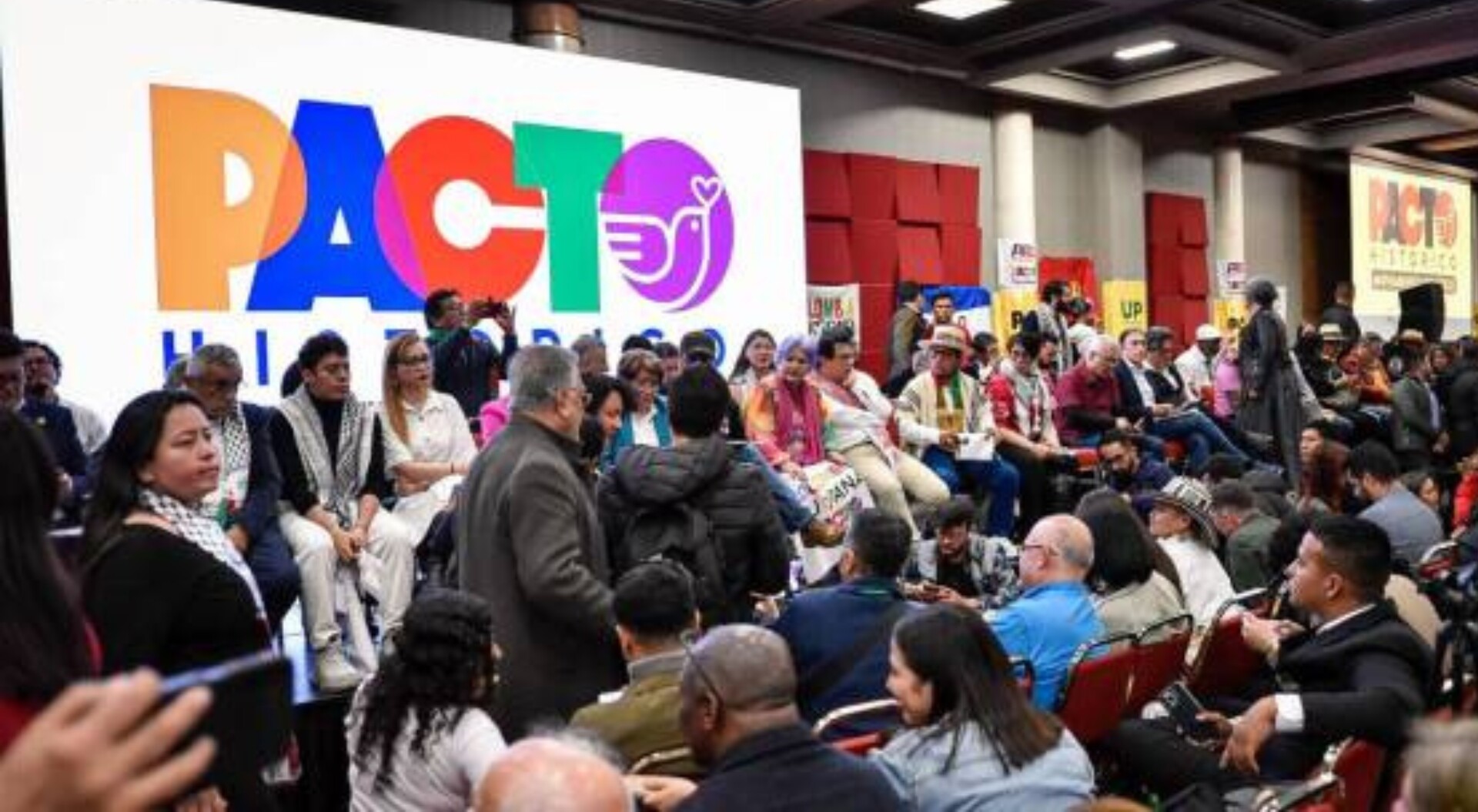 Pacto Histórico ratifica su consulta presidencial pese al retiro de Daniel Quintero