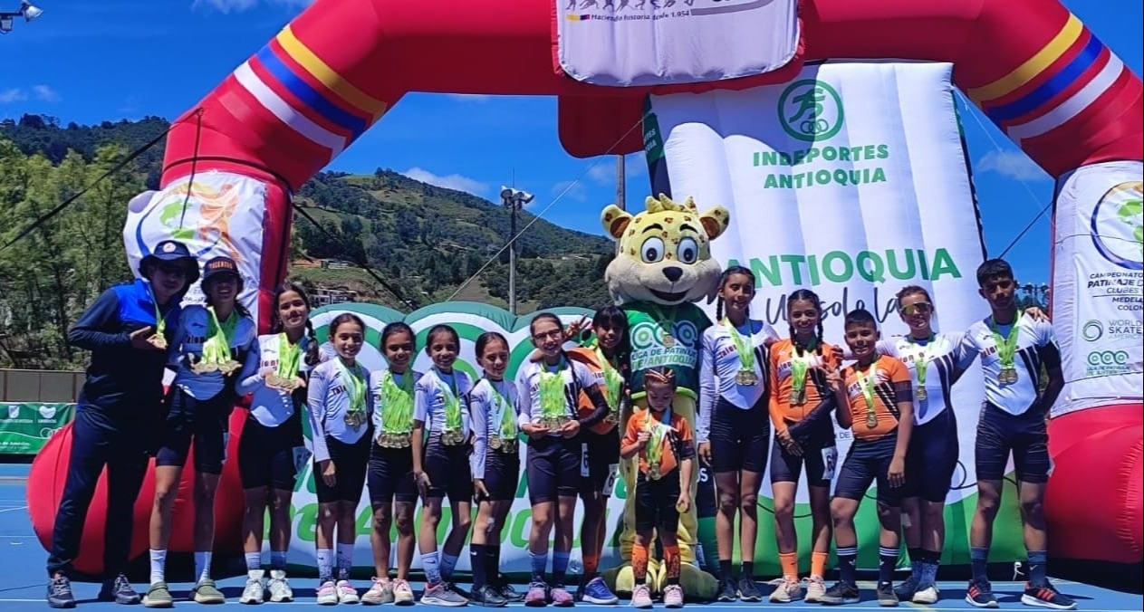 Patinadores del Líbano brillan, pero no tienen pista de patinaje