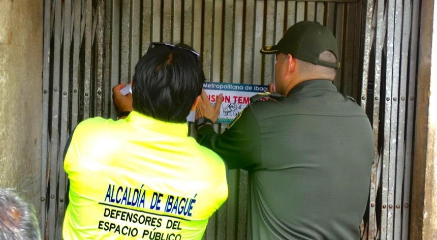 Policía cerró bodega de vendedores informales del centro de Ibagué