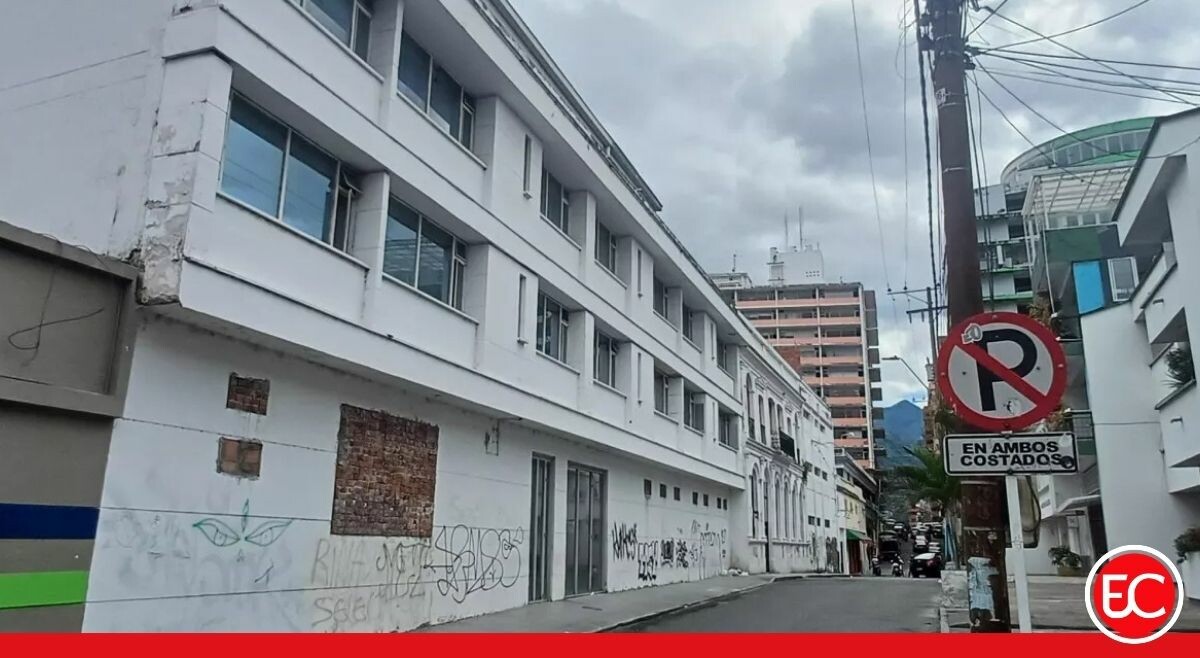 Plantón en la antigua Clínica Minerva de Ibagué busca solución a deudas laborales de más de 10 años