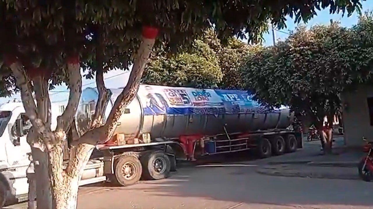 Presidente Petro ordena a la Policía capturar a quienes usan el agua con fines electorales