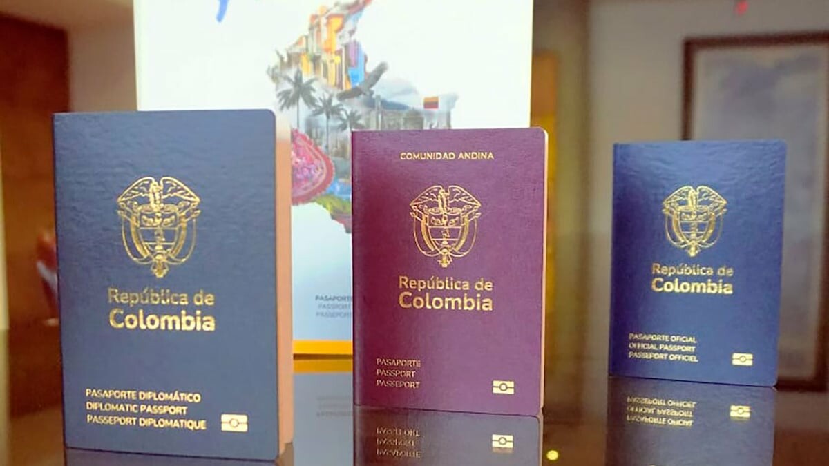 Contrato de pasaportes sí cuenta con pólizas: Gobierno nacional