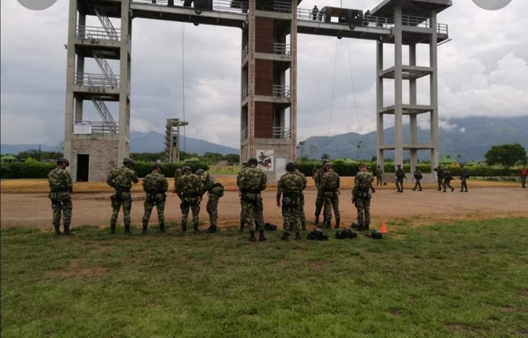 Rayo dejó 19 cadetes heridos en el Fuerte Militar de Tolemaida