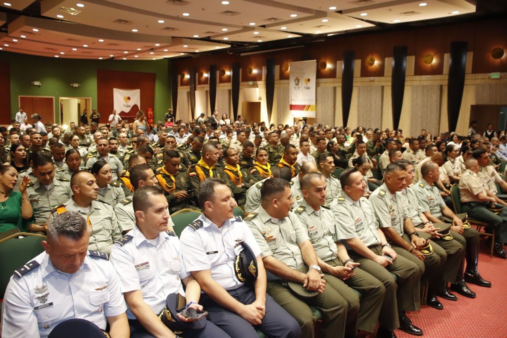 Reconocimiento a integrantes de la Fuerza Pública del Tolima hizo el Gobernador Orozco
