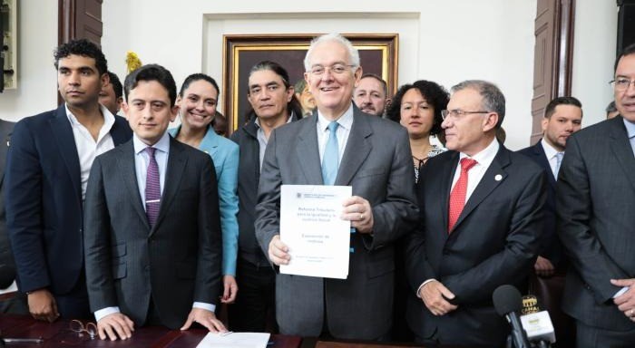 Reforma tributaria pasa a sanción presidencial