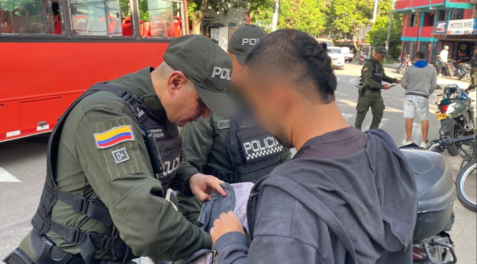 Ofensiva de seguridad en Ibagué: 19 capturas y cientos de armas incautadas