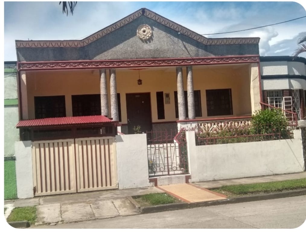 Sí, a la Casa Museo Eduardo Santa