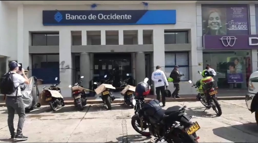 Sin utilizar armas, delincuentes asaltaron sucursal del Banco de Occidente en Ibagué