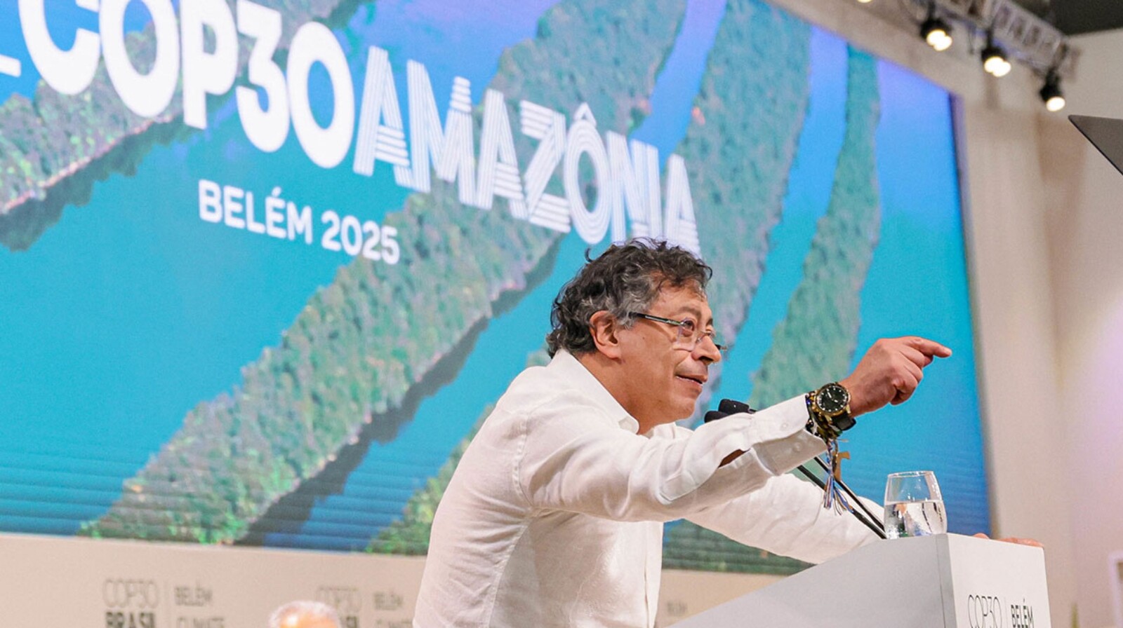 “Son ejecuciones extrajudiciales”: Petro denuncia los ataques de EE. UU. en el Caribe en la COP 30