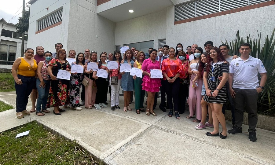 Unibagué certifica gestores jurídicos comunitarios