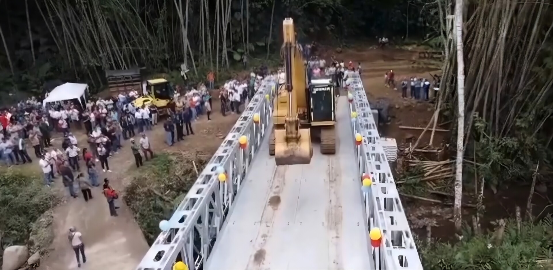 Entregan nuevo puente militar que conecta a Fresno con Mariquita en el Tolima